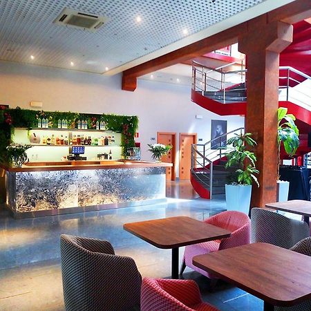 Hotel Fabrik 乌马内斯-德马德里 外观 照片