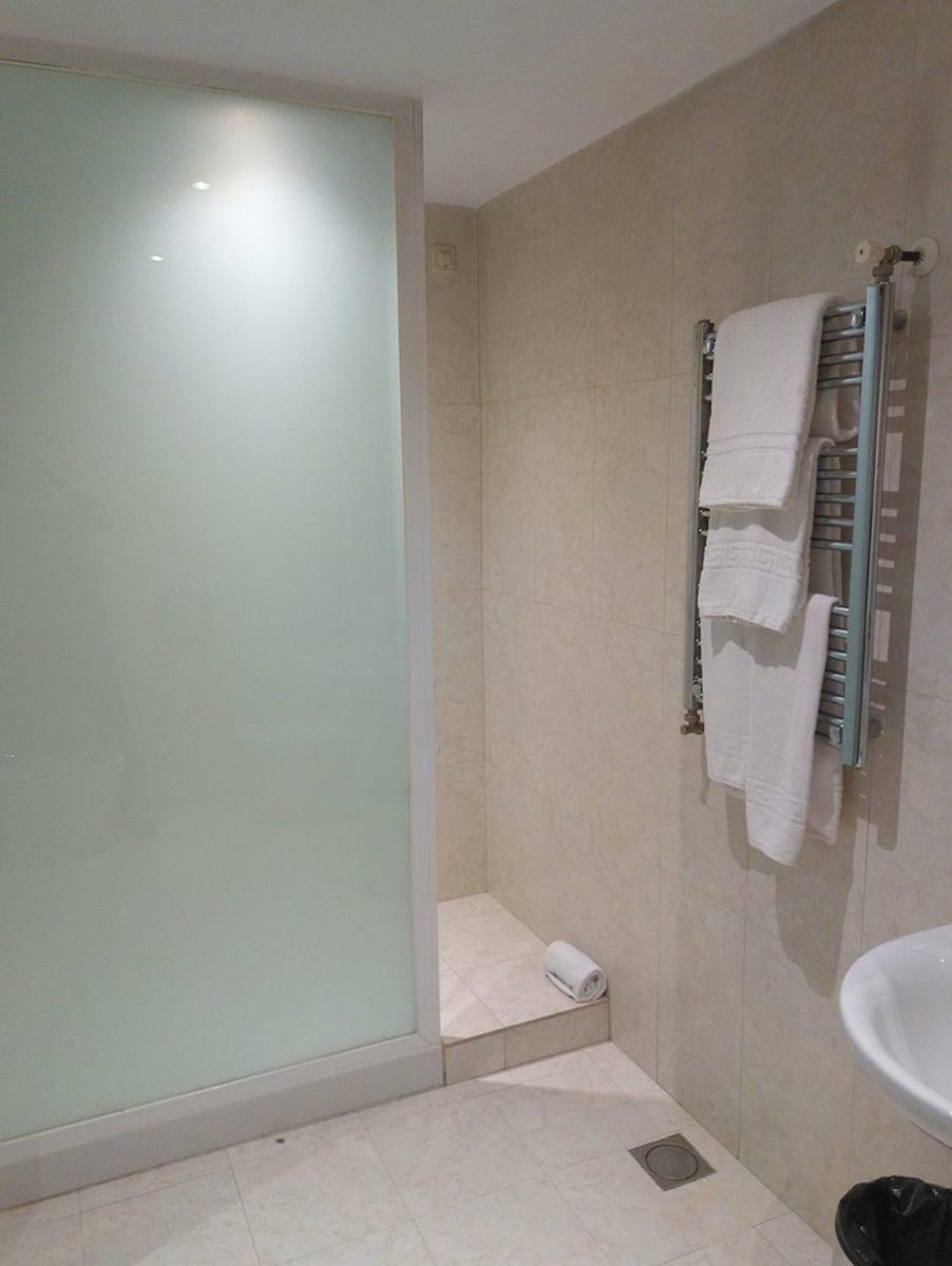Hotel Fabrik 乌马内斯-德马德里 外观 照片